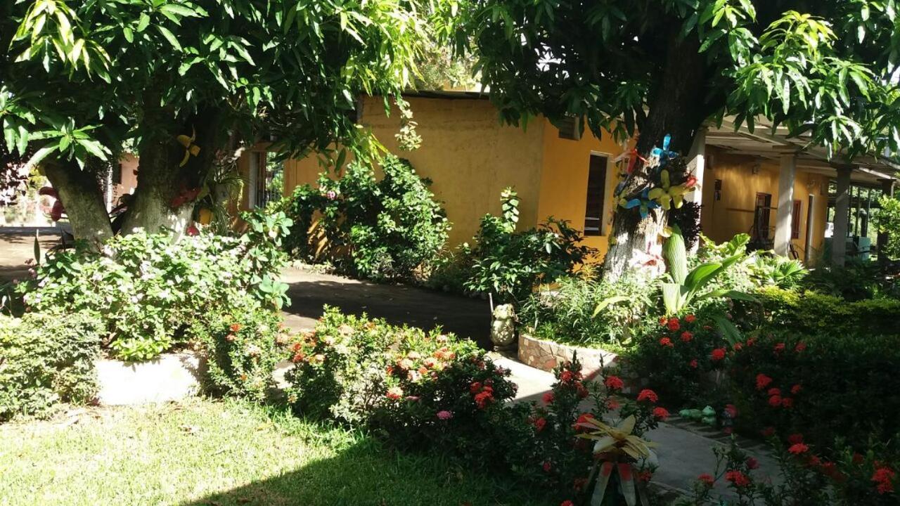 Hostal Nathaly Moyogalpa Exterior photo